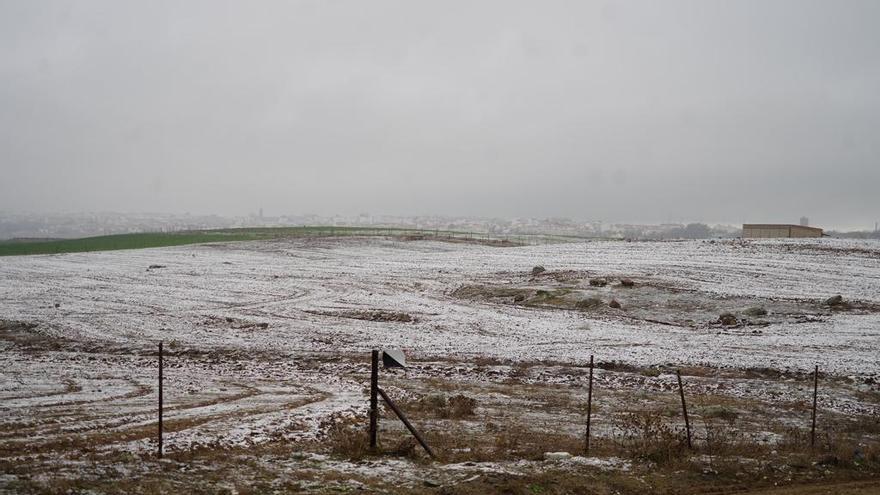 Primera nevada en Los Pedroches y la Subbética, que amanece bajo un manto blanco