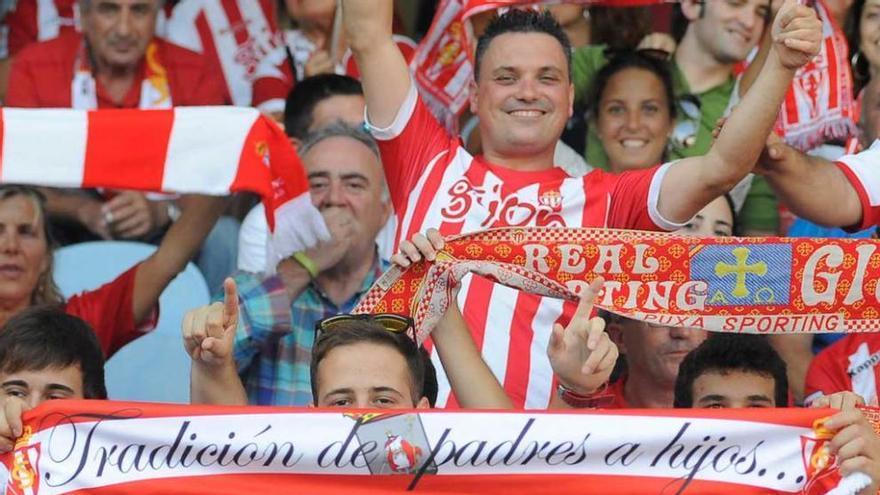 Aficionados del Sporting en Anoeta.