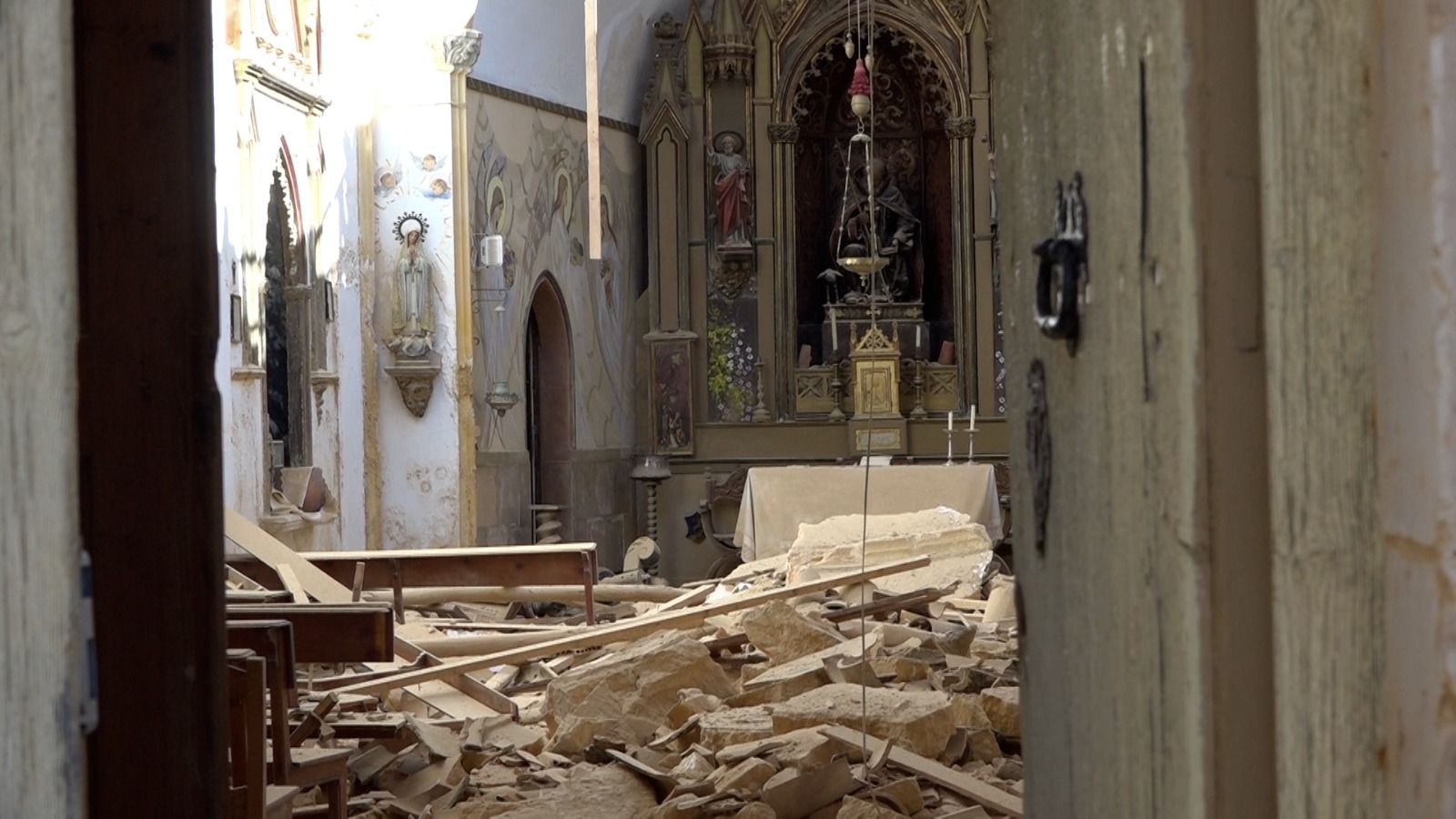 Manacor | El derrumbe de la cubierta de la iglesia de Son Negre, en imágenes