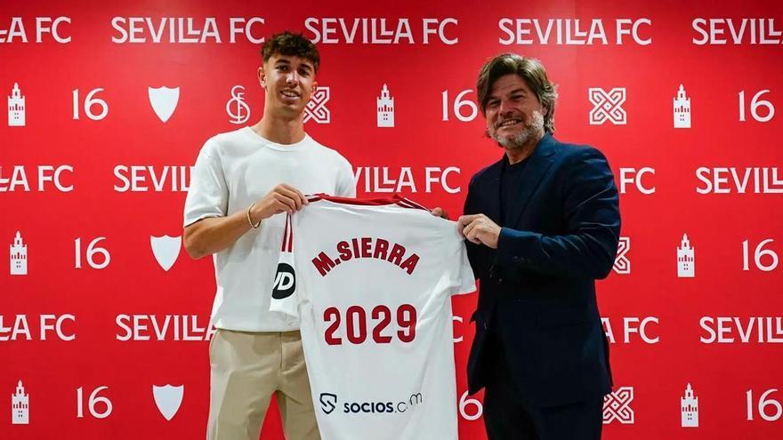 Miguel Sierra renueva con el Sevilla hasta 2029