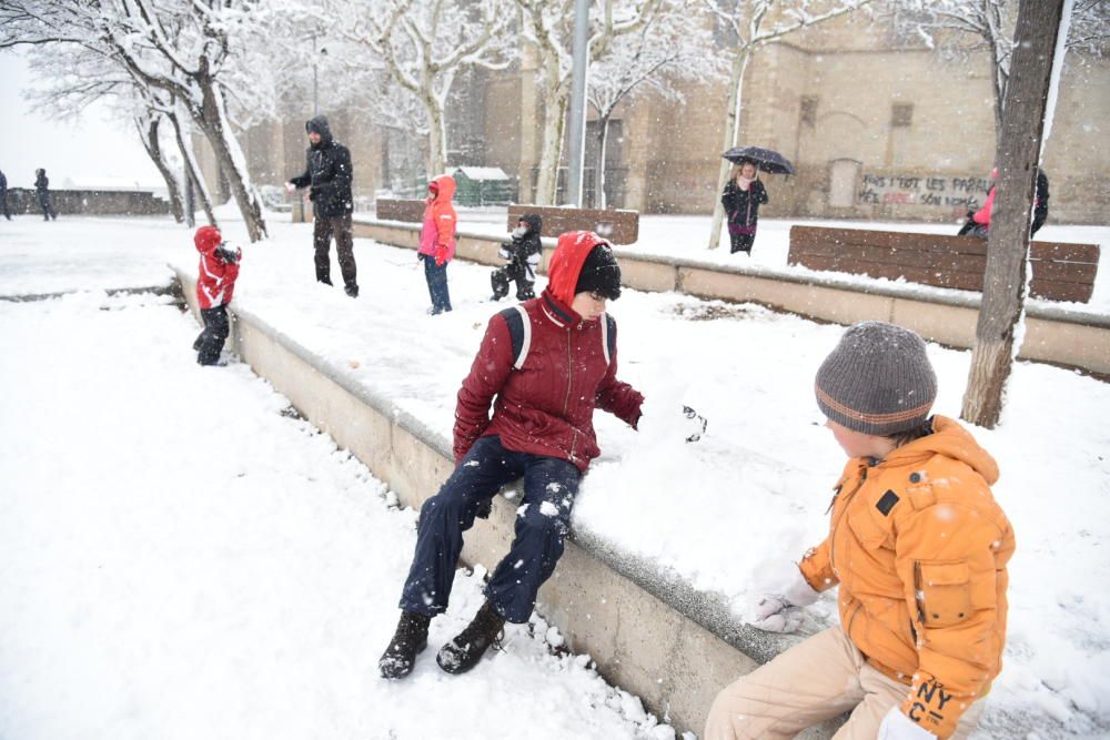 La neu arriba a Manresa