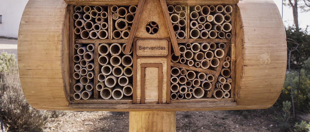El hotel de abejas instalado en La Carrasqueta por la turronera Picó