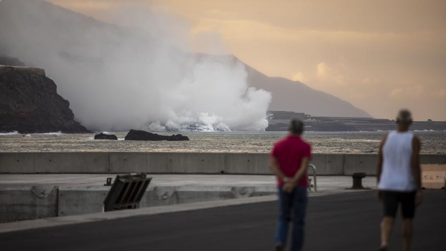 Vulkanausbruch auf La Palma: Die Lava fließt ins Meer