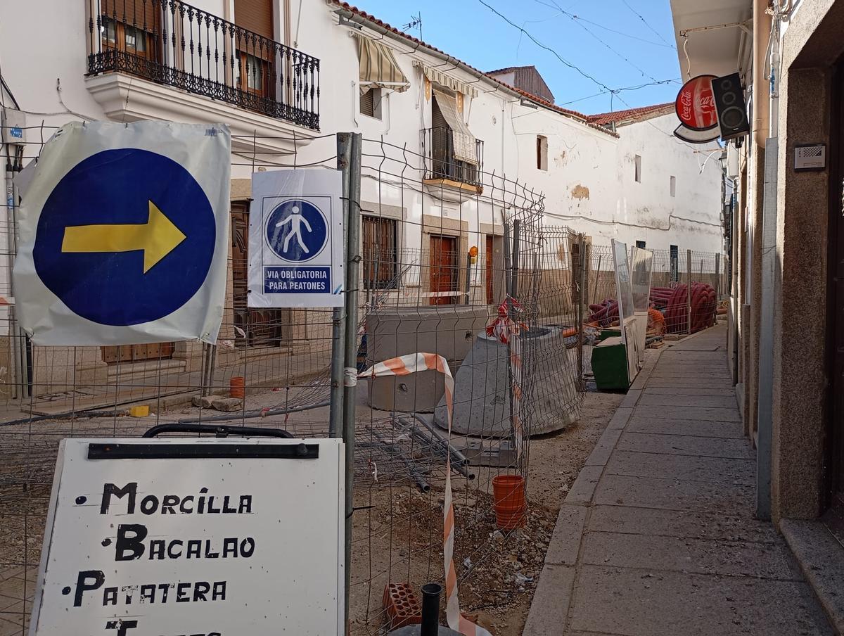 Fotogalería | Quejas por las obras del colector general de Malpartida de Cáceres Fotogalería | Quejas por las obras del colector general de Malpartida de Cáceres