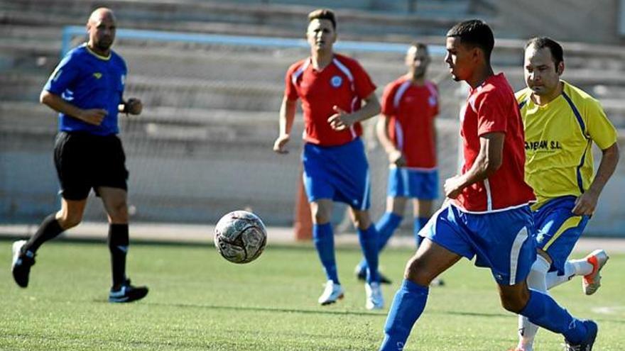 Xile es va imposar a Colòmbia per 2 a 1, i va deixar l&#039;Argentina fora