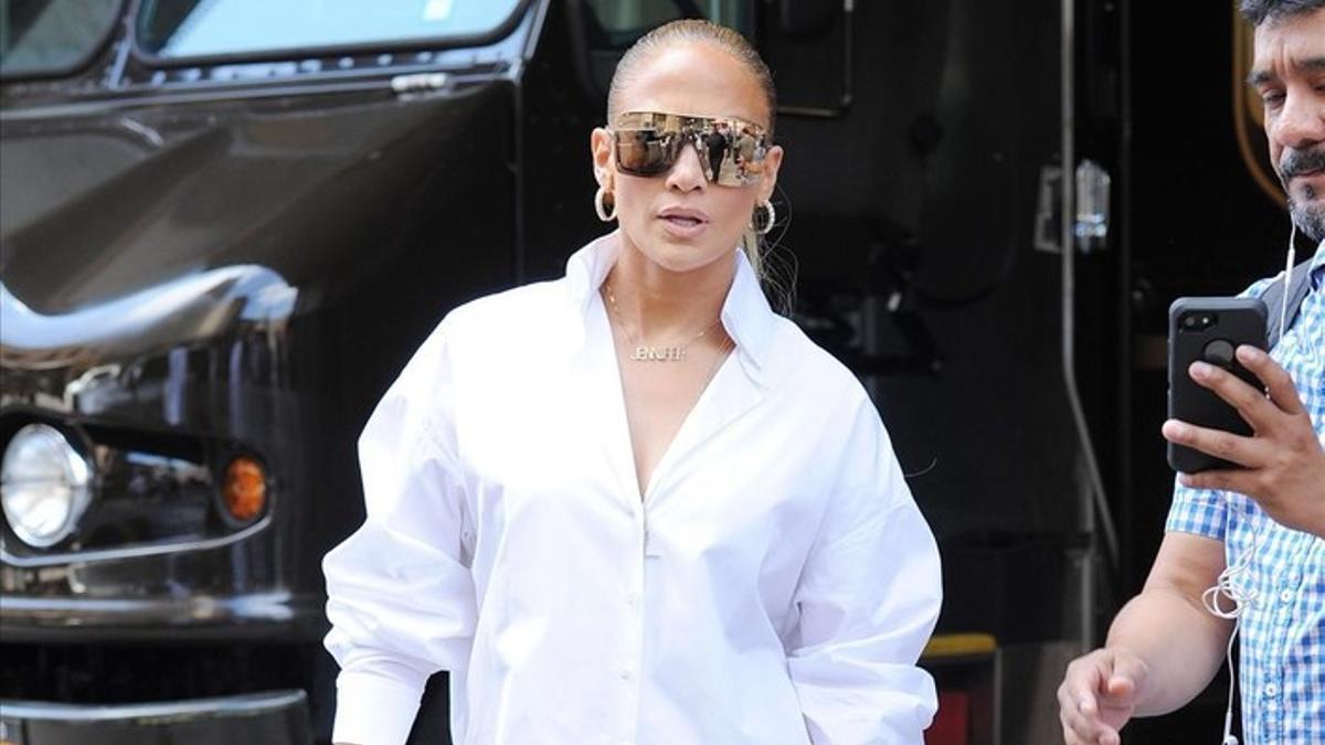 Jennifer Lopez, a lo mosquetera