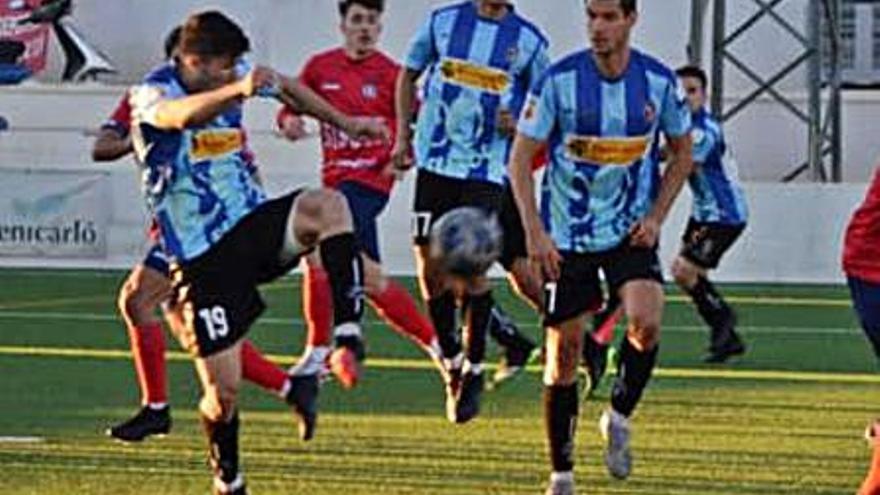 Reciente partido del CD Acero. | LEVANTE-EMV