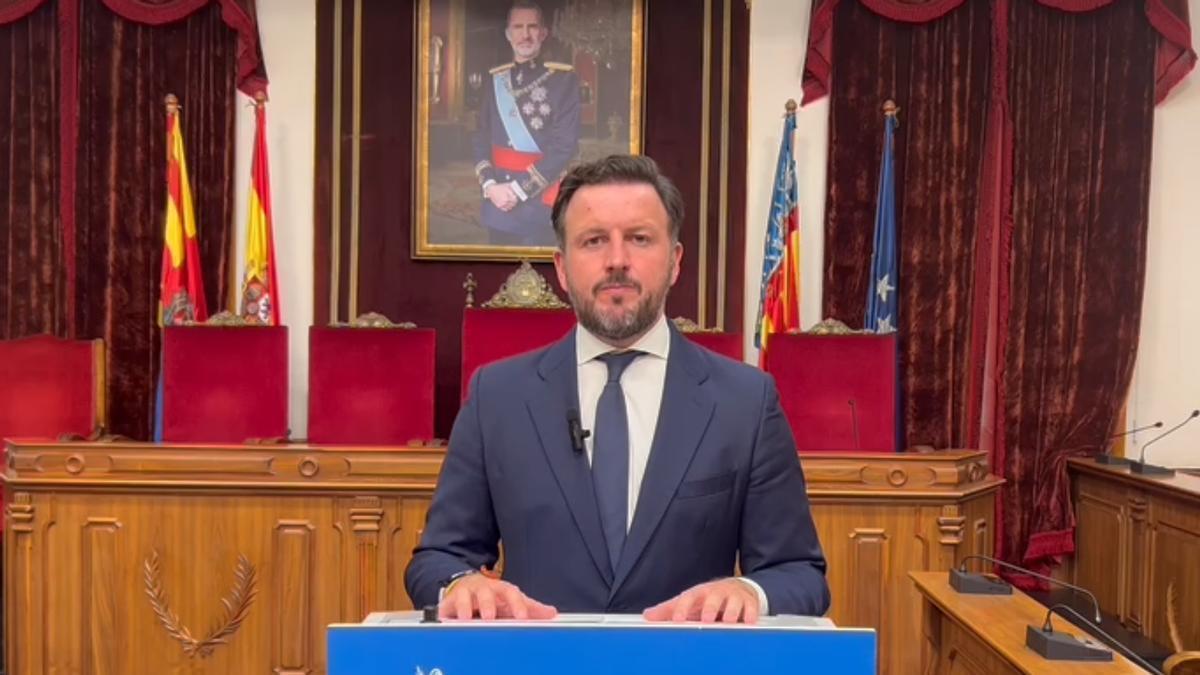 El alcalde de Elche convoca un pleno extraordinario en contra de la amnistía