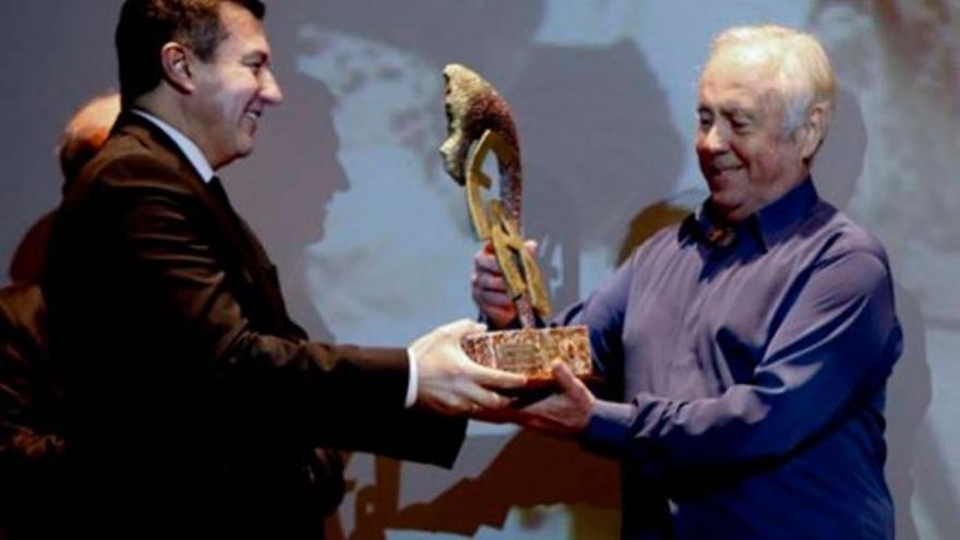 Festers d'Alacant premia a Pedro Soriano
