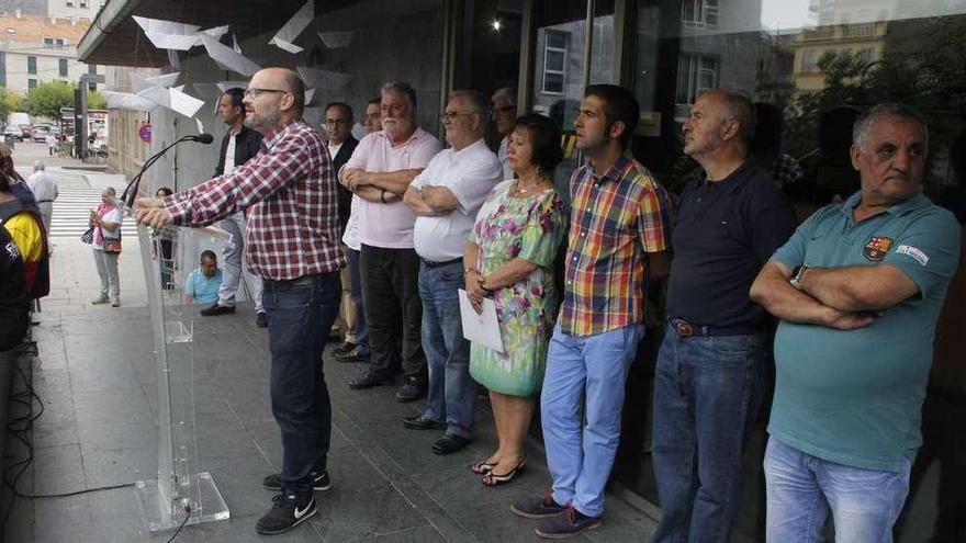 Héitor Mera, concejal de Cultura, en el acto del pregón de las Fiestas del Cristo. // Santos Álvarez