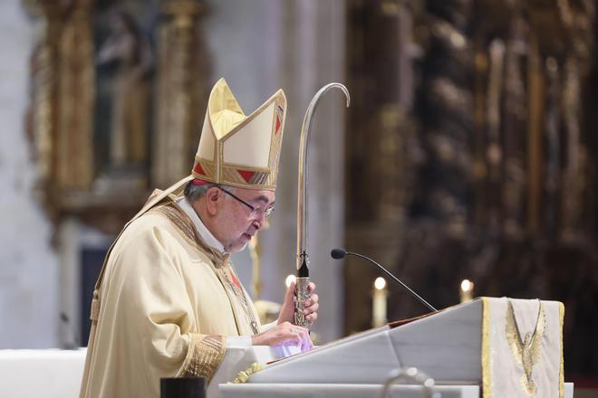 EN IMÁGENES: Misa por la festividad de la Guardia Civil en la Catedral de Oviedo