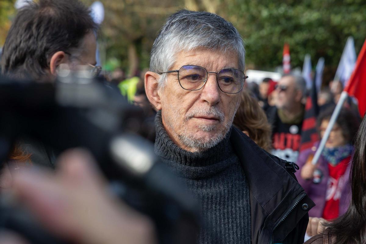 Manifestación en Santiago en contra del proyecto de Altri en Palas de Rei: así está transcurriendo Manifestación en Santiago en contra del proyecto de Altri en Palas de Rei: así está transcurriendo