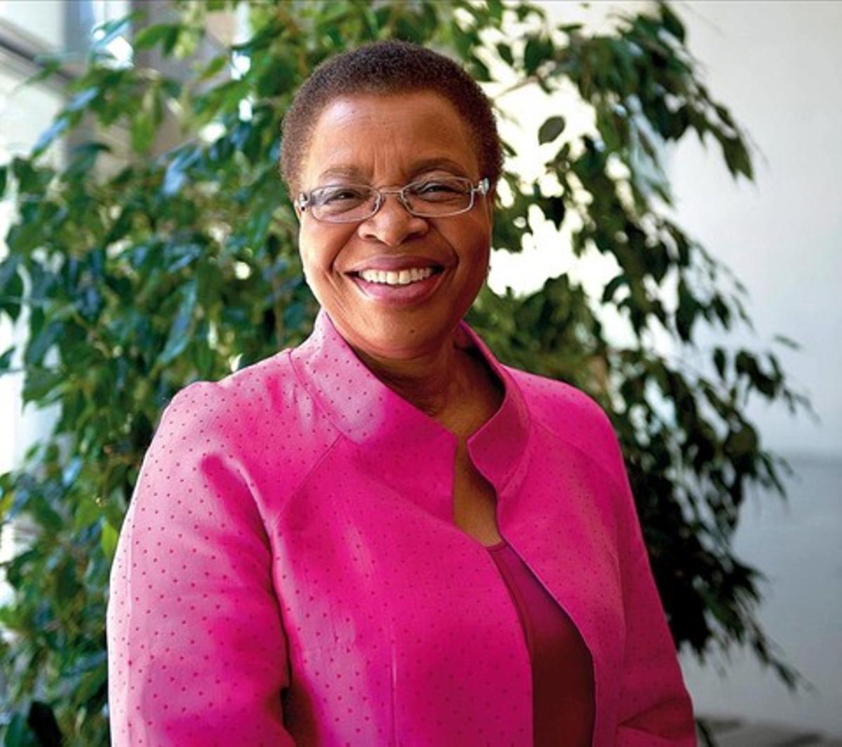 Graça Machel posa per a la seva entrevista amb ’Dominical’ Graça Machel posa per a la seva entrevista amb ’Dominical’