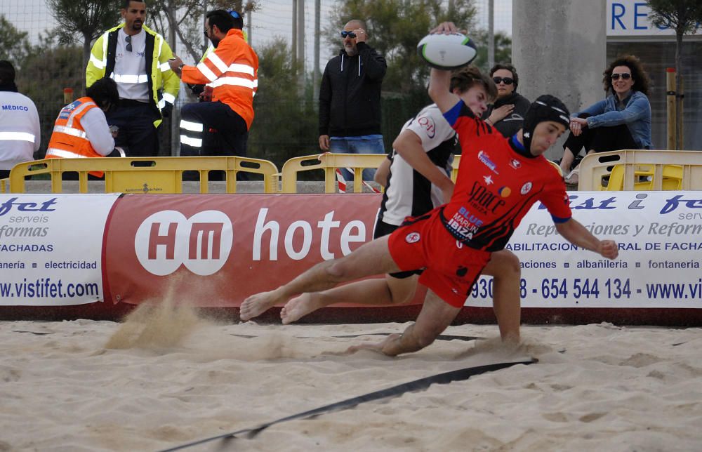 Viel Körperkontakt beim Palma Beach Rugby