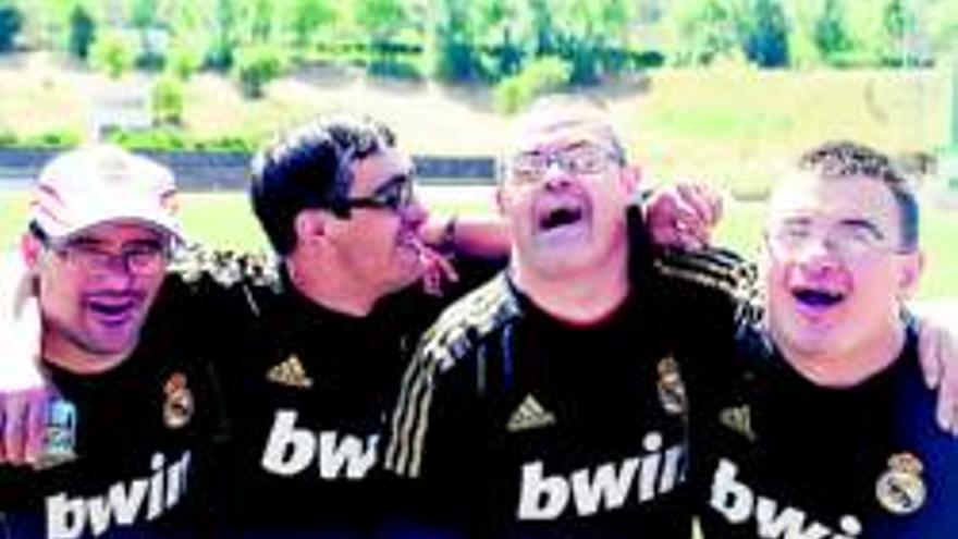 El Real Madrid dona equipaciones a Aprosuba 5 de Jerez de los Caballeros