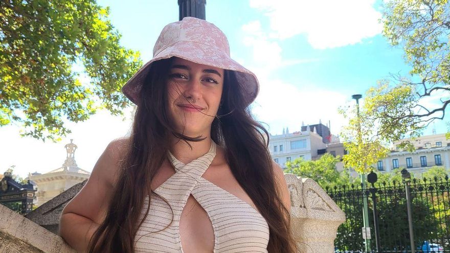 Una joven valenciana que ha trabajado para Netflix ya acumula más de 40 millones de 'me gusta' en Tiktok