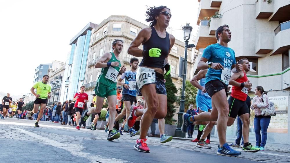 Nuno Costa y Ester Navarrete triunfan en la Vigo +