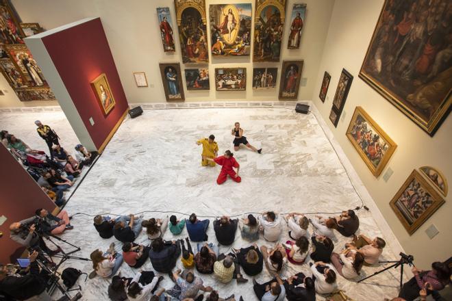 Dansa València lleva el baile a algunos rincones de la ciudad