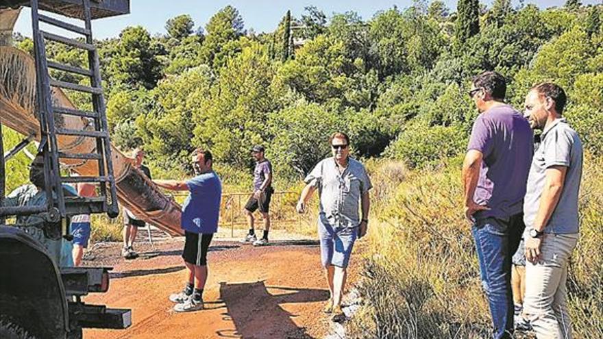 La Vall contrata a 150 personas del paro agrícola para arreglar caminos