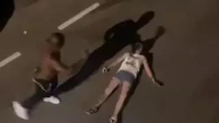 Golpea a una mujer, le dan una paliza y, para vengarse, rompe un coche en Canarias