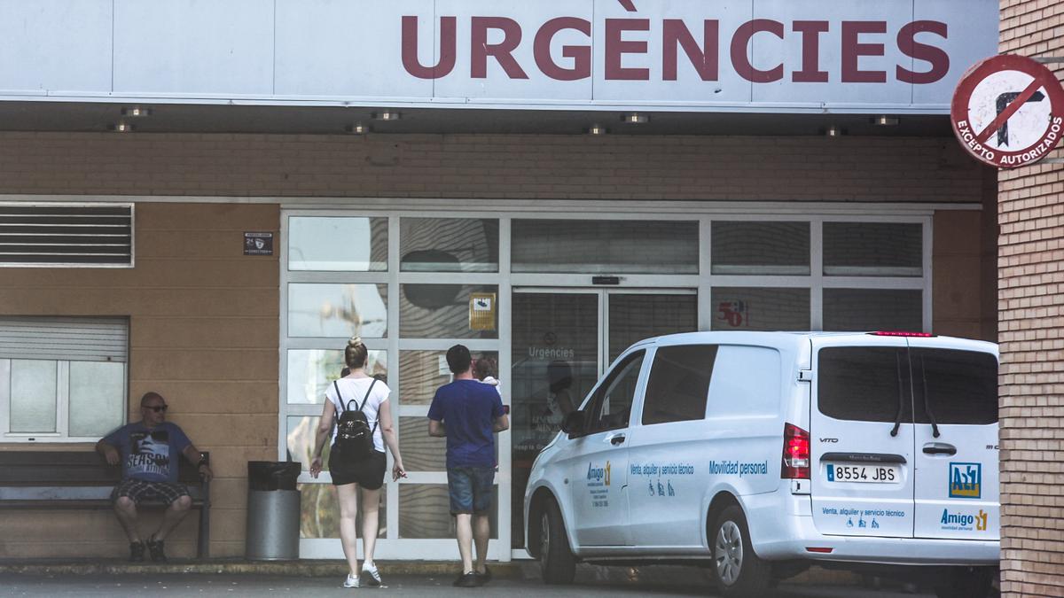 Imagen de la entrada al Servicio de Urgencias del Hospital General de Castellón.