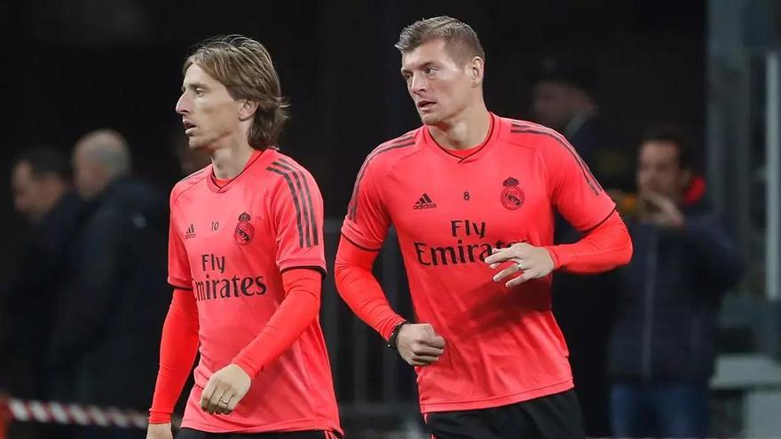 Alerta en el Real Madrid ante la salida de Modric y la posible de Kroos