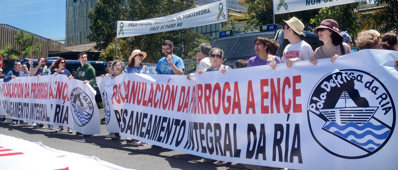 Una movilización anterior contra la presencia de Ence en la ría de Pontevedra.