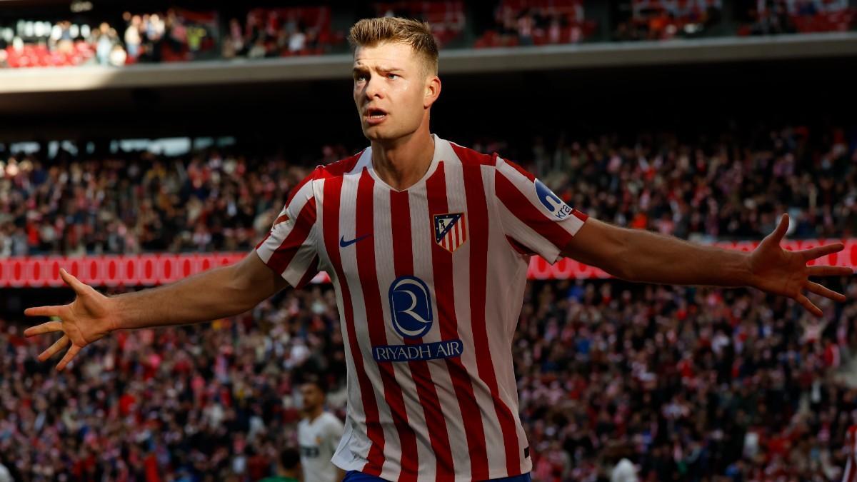 Sortloth celebra un gol con el Atlético de Madrid