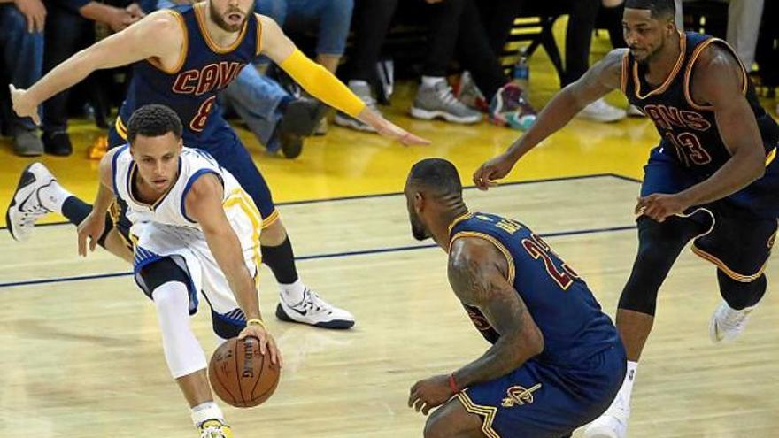 Curry i els Warriors, preparats per tornar a lluitar contra els Cavaliers