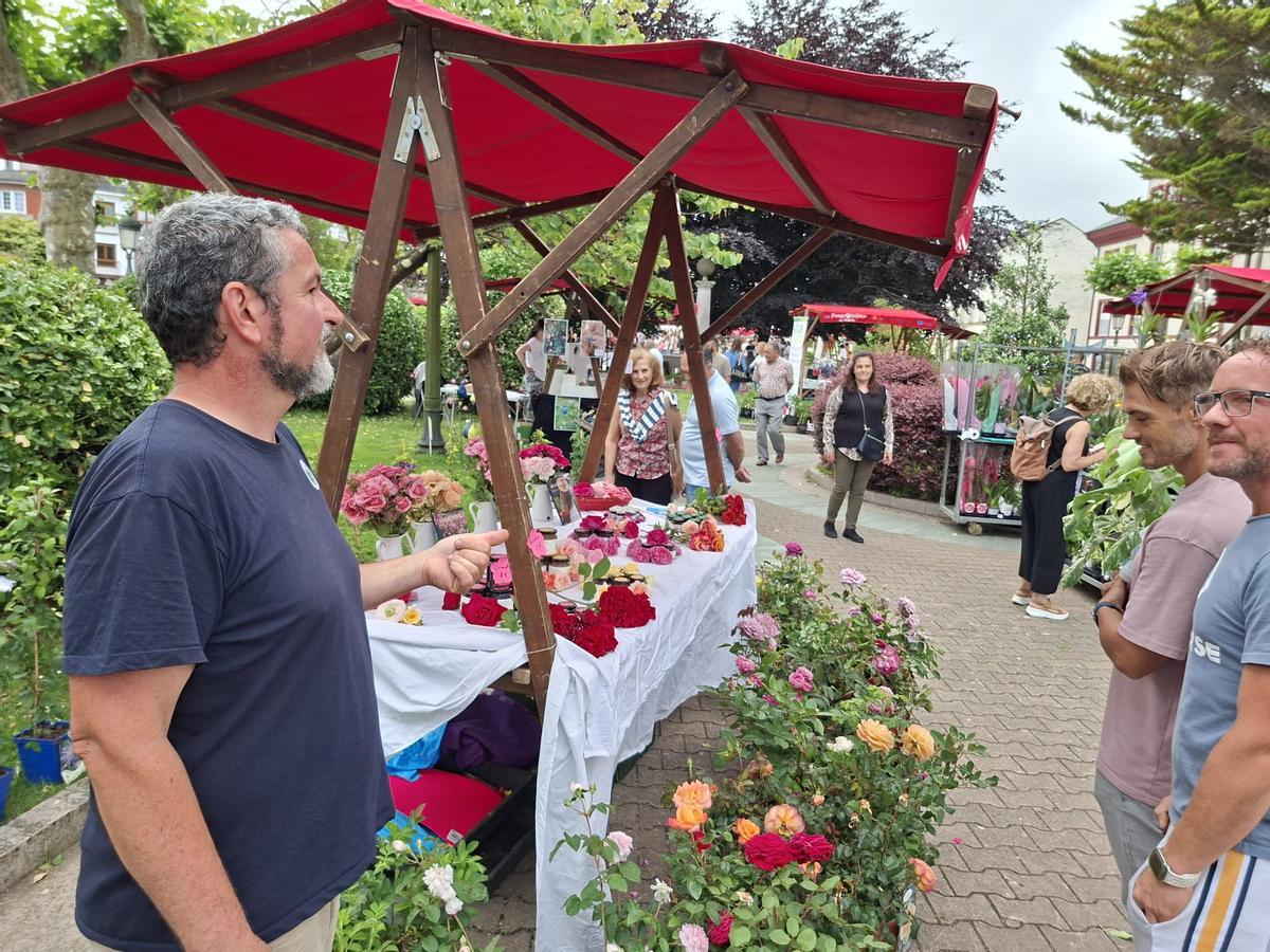 En imágenes: La primera feria de jardinería del Occidente llena La Caridad de color y buen ambiente