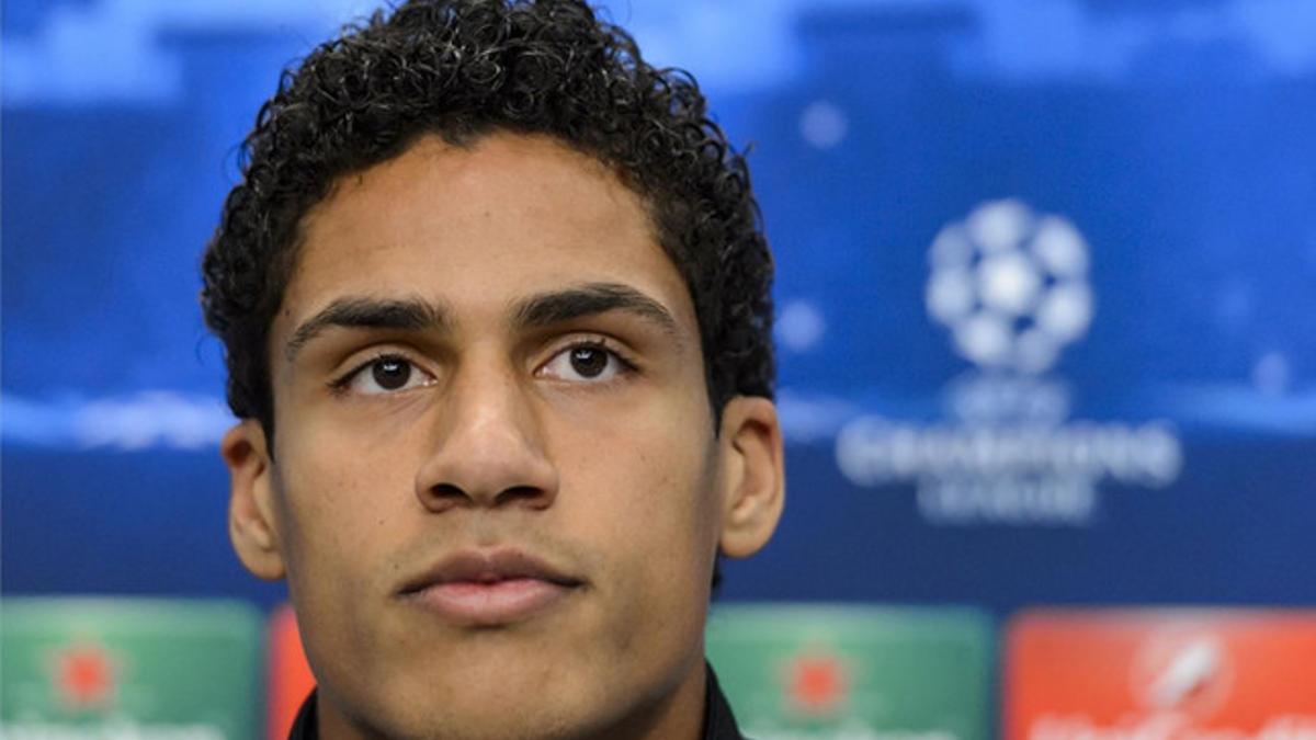 Raphael Varane en la rueda de prensa previa al Basilea-Madrid