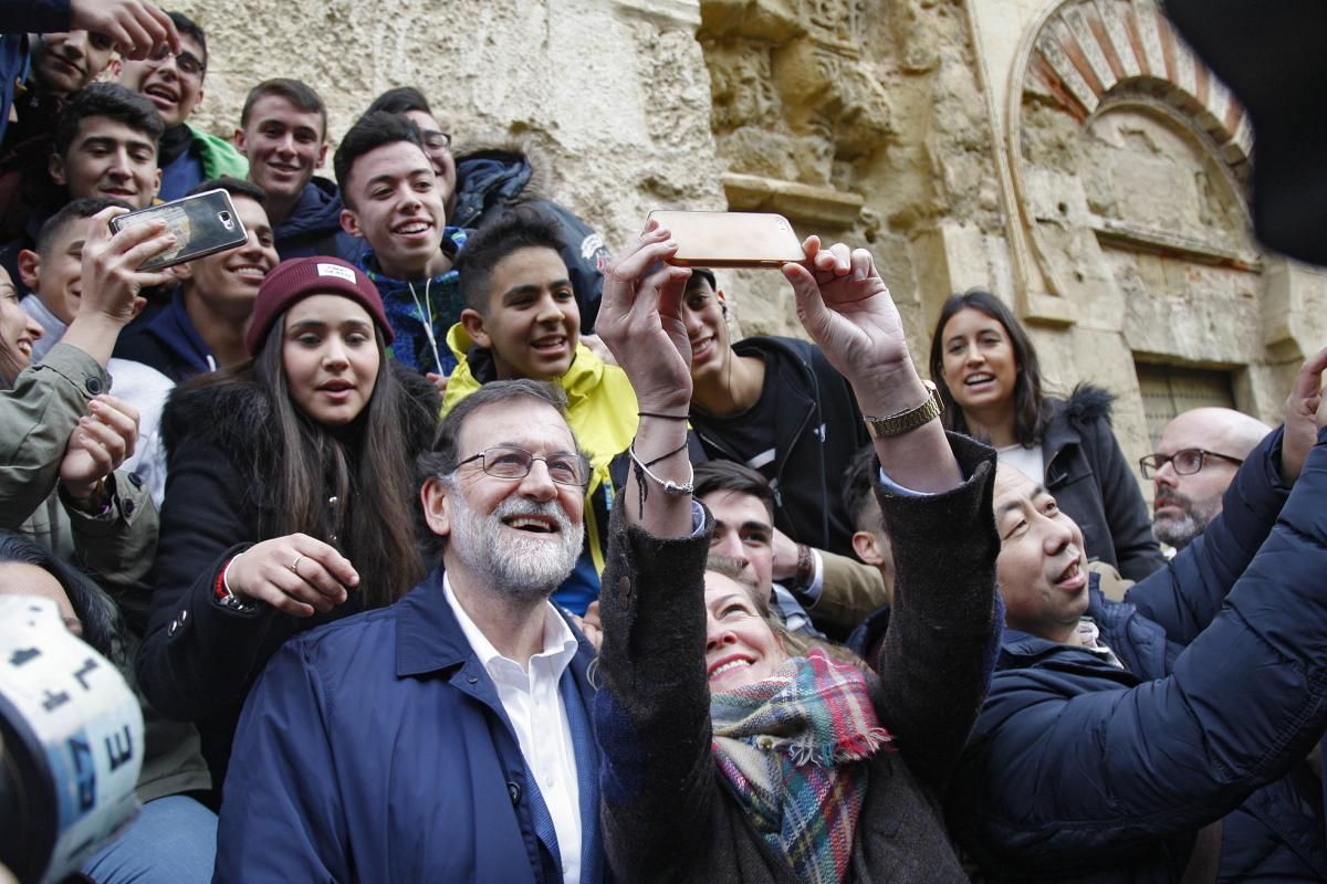 El paseo de Rajoy por el centro histórico de Córdoba