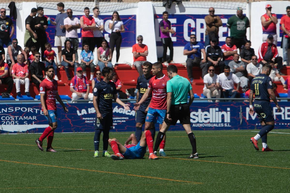 Las imágenes del partido entre el Deportivo Minera y el UCAM