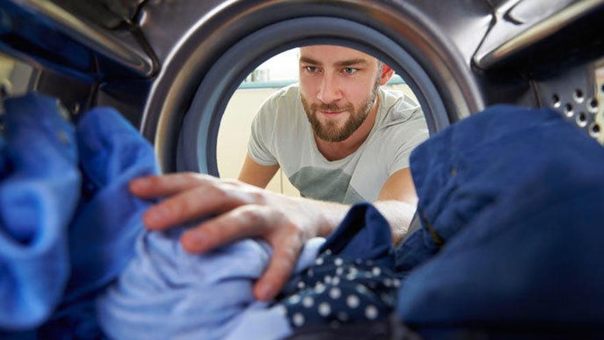 Els trucs definitius per rentar el teu abric a casa i deixar-lo com a la tintoreria