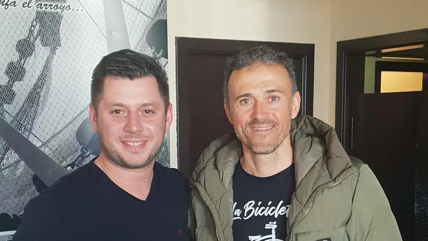 Luis Enrique, de visita en Avilés