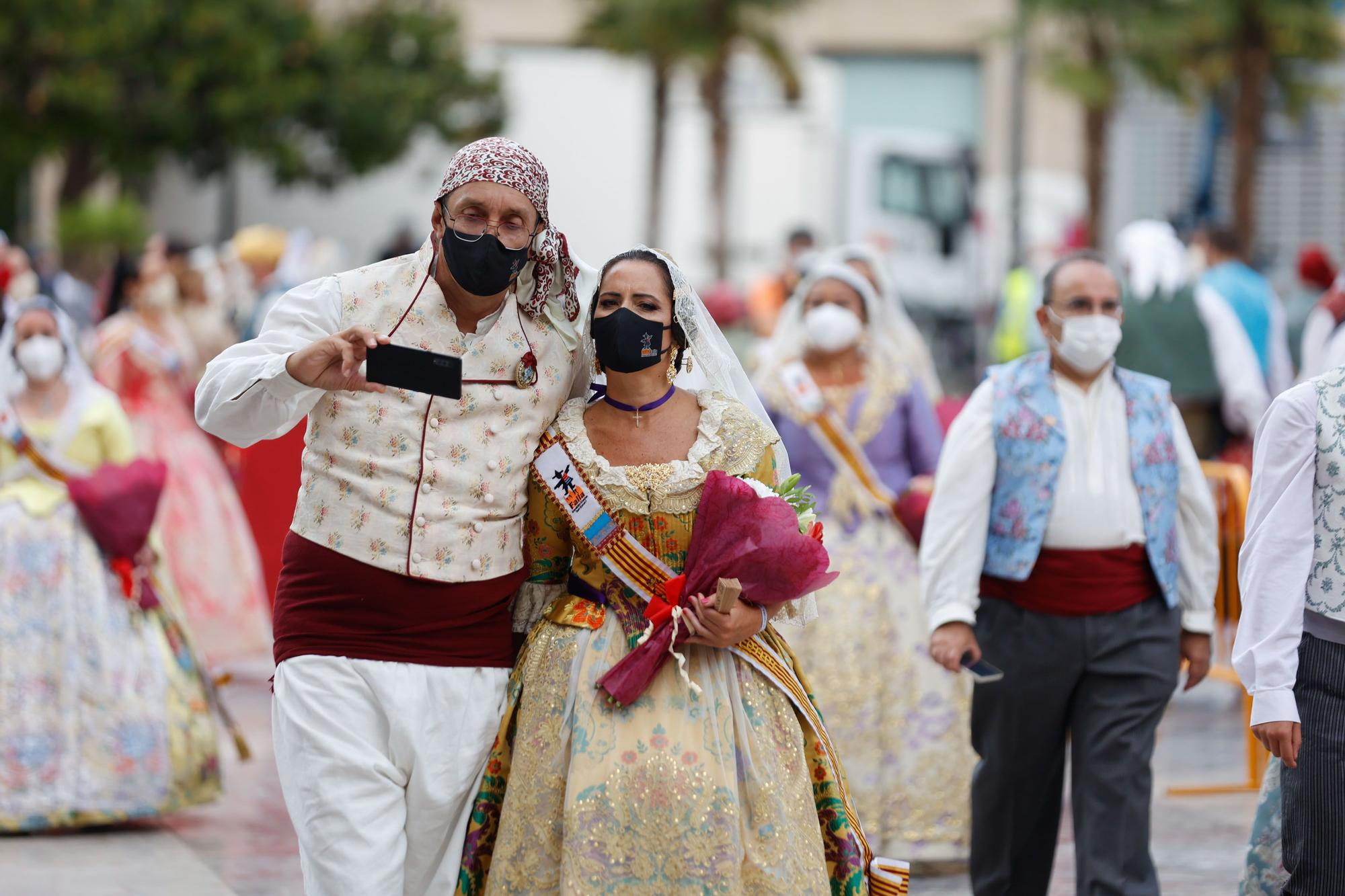 Búscate en el segundo día de Ofrenda por la calle Caballeros (entre las 17.00 y las 18.00 horas)