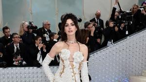 Anne Hathaway, en la gala met 2013