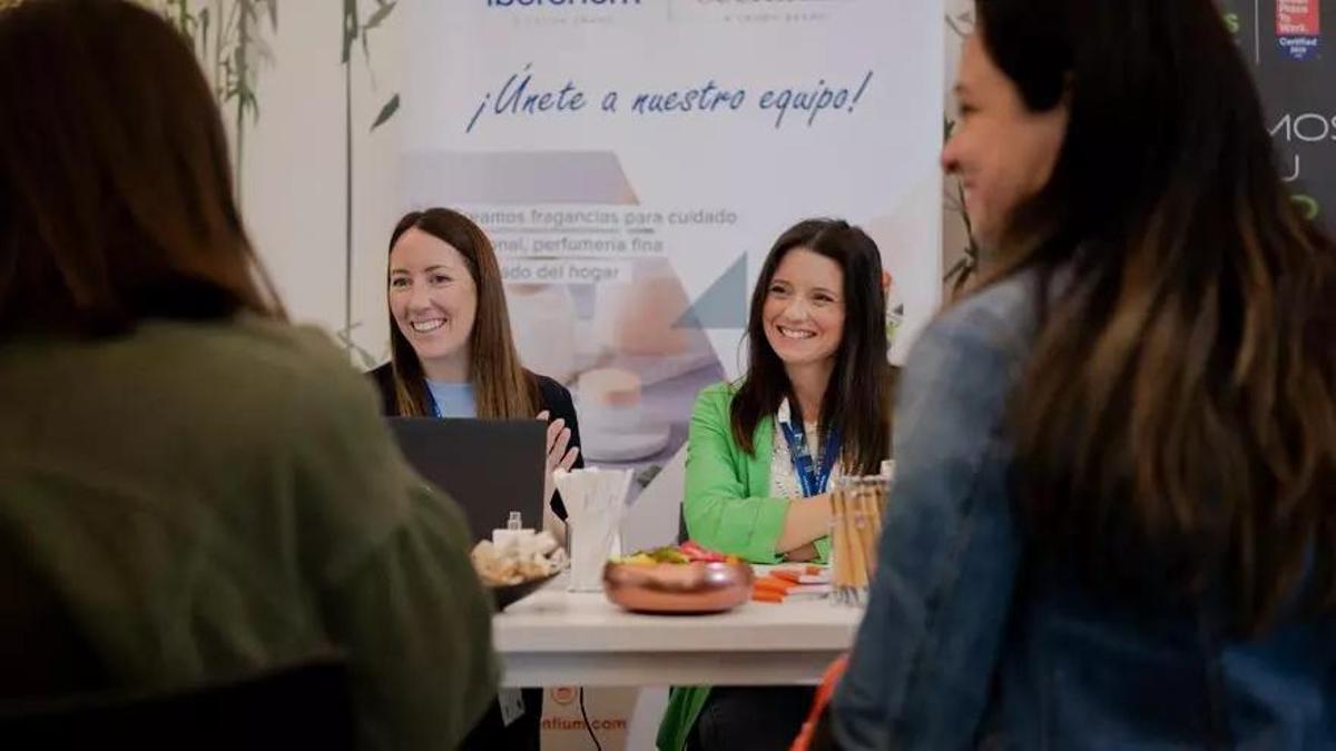 El Instituto de Formación Profesional UNIVERSAE celebró tres foros de empleo.