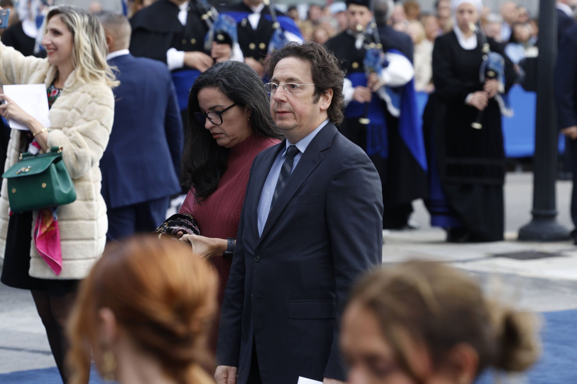  Así fue la llegada de los invitados a los premios "Princesa de Asturias" y su paso por la alfombra azul