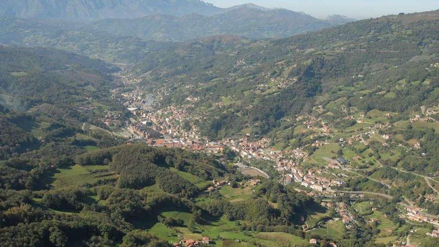 Imagen panorámica del valle de Turón.
