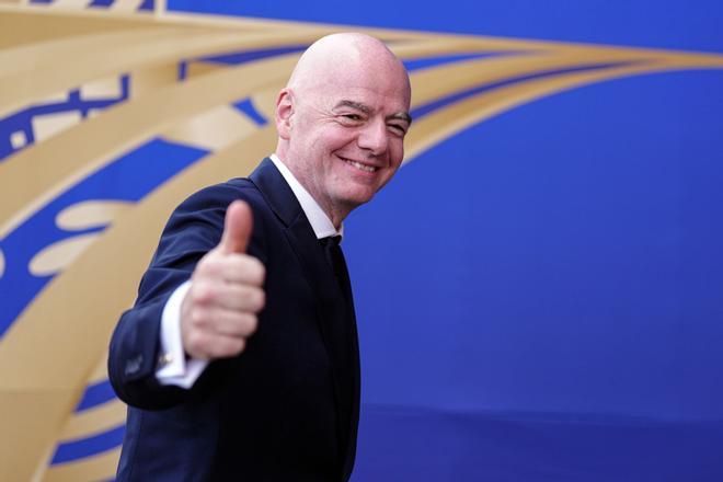 Oleada de críticas y preocupación por el plan de Infantino para privatizar el Mundial