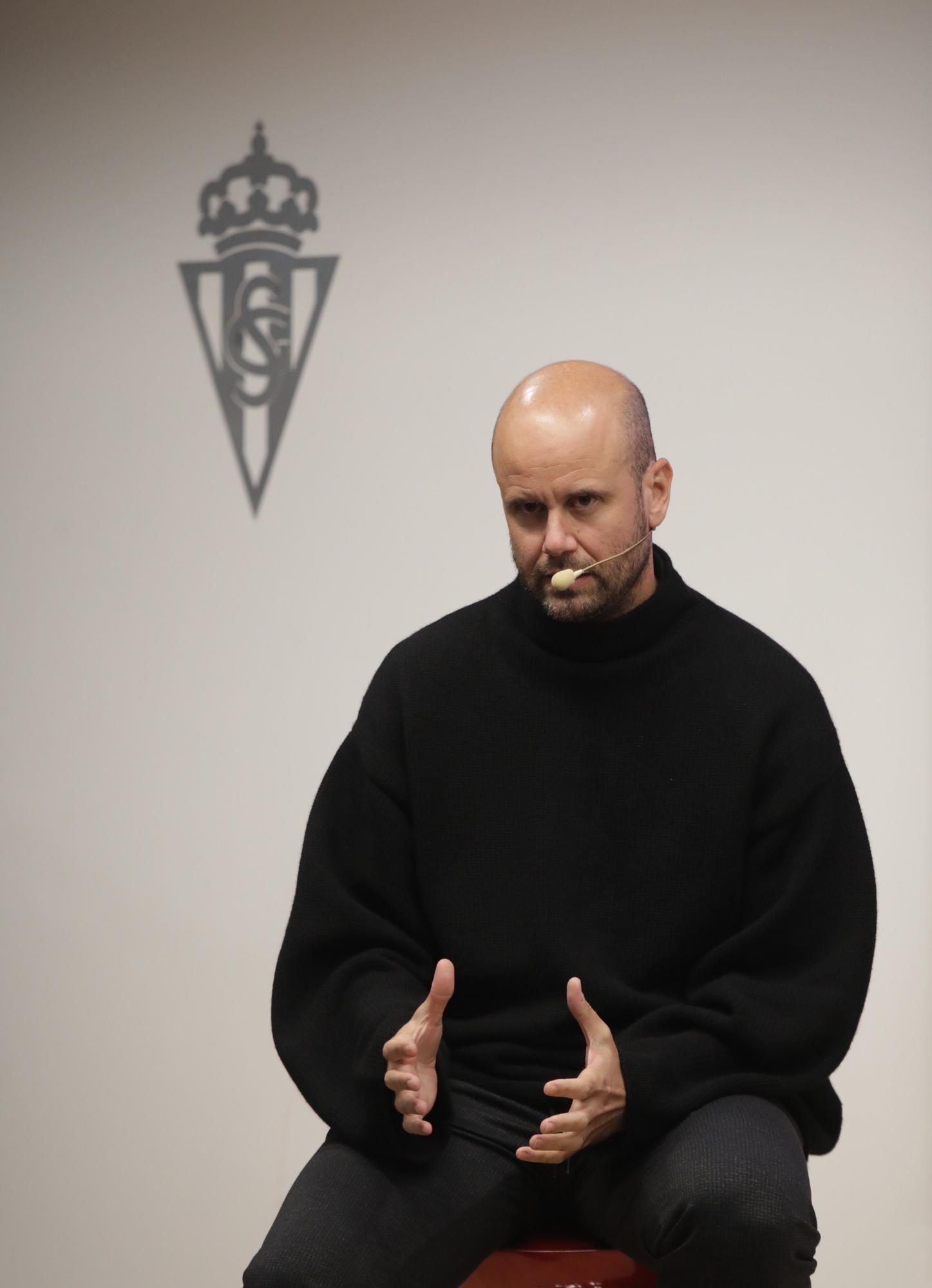 En imágenes: Así fue la presentación de Ramírez como entrenador del Sporting