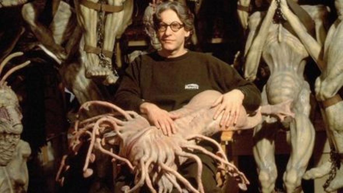 David Cronenberg, en el rodaje de 'El almuerzo desnudo' (1991).