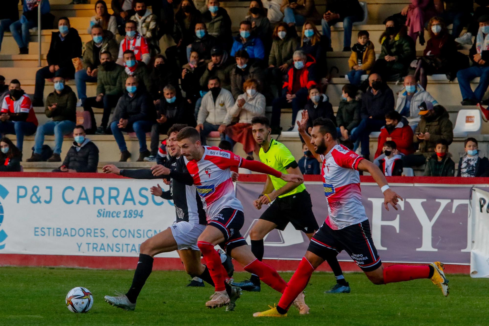 El Arosa-Compostela de A Lomba, en imágenes (0-1)