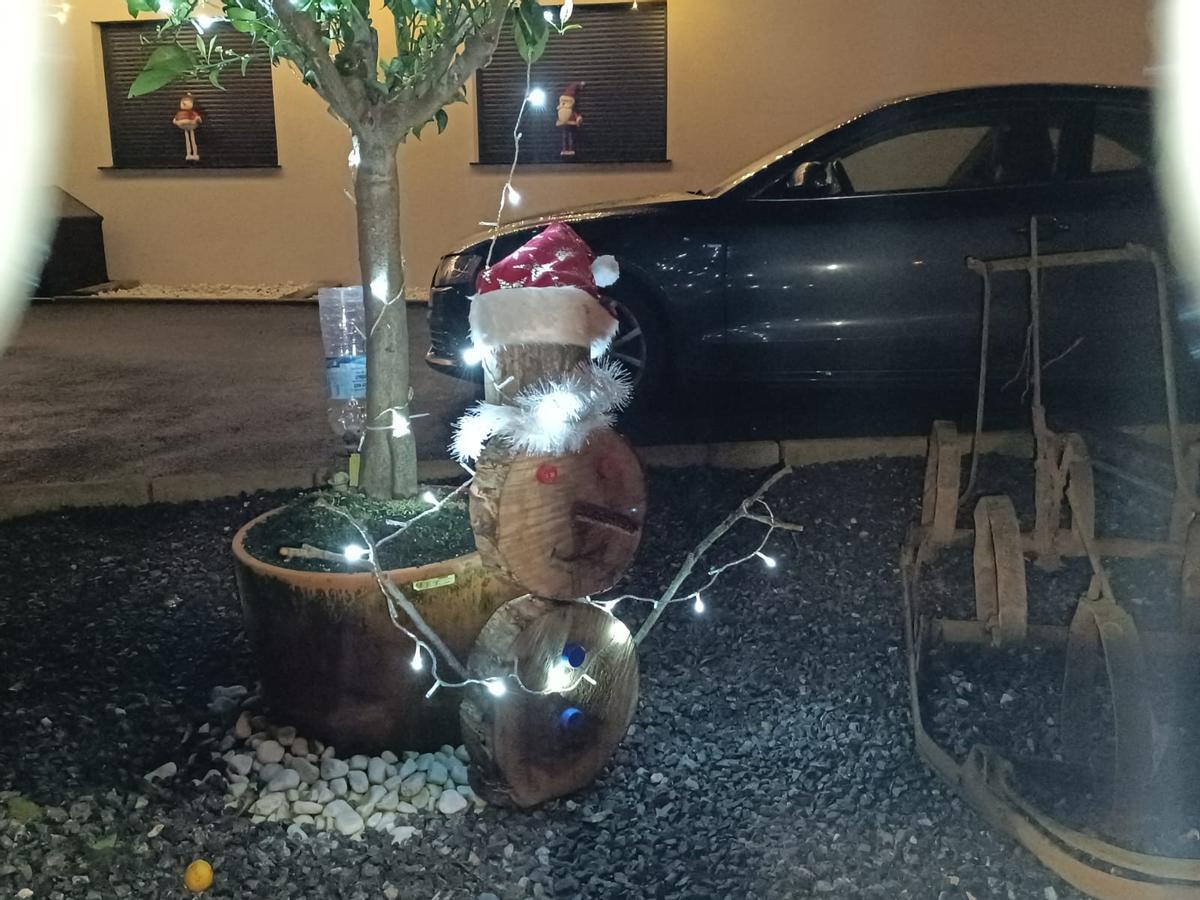 Ables se viste de Navidad: así se ha decorado el pueblo de Llanera