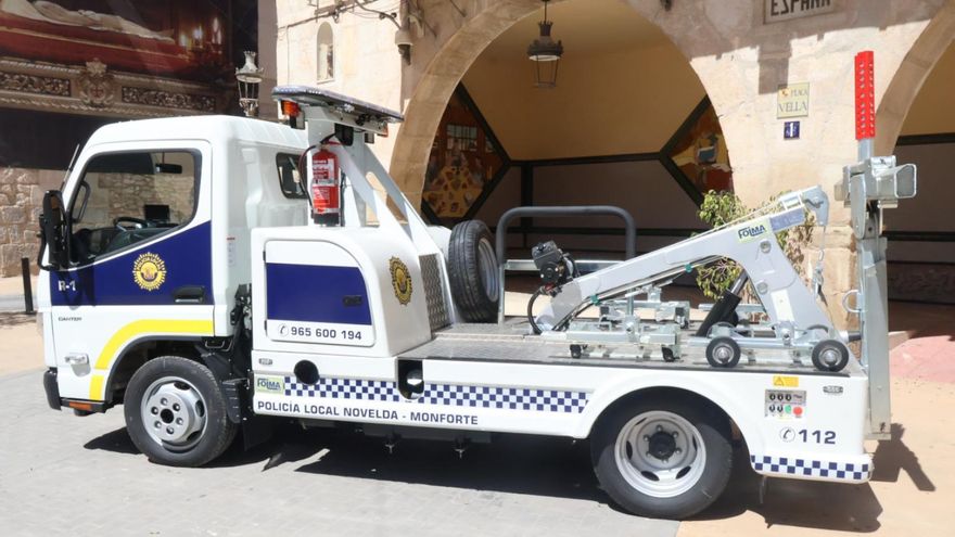 Grúa municipal 24 horas los 365 días: así será el servicio en Novelda y Monforte del Cid