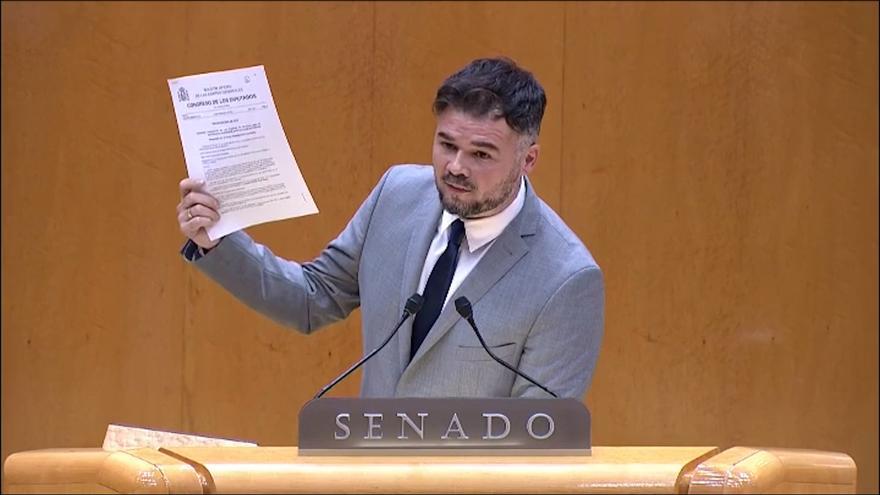 Rufián: “Nunca lo había visto, el aceite lleva alarma en el súper”