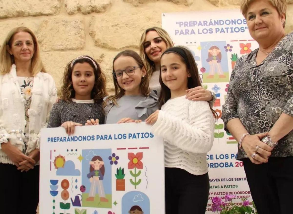 Colegios e institutos conocen mejor los patios, el 'alma' de Córdoba