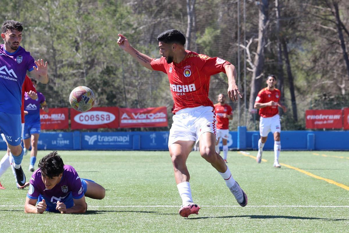 Las imágenes de la derrota de la SD Ibiza ante el Atlético Baleares