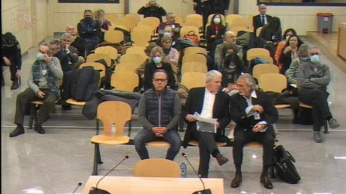 Los veintiséis acusados en el juicio de la trama valenciana de la Gürtel que se celebra en la Audiencia Nacional desde el 23 de enero